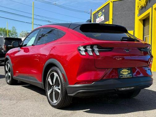 2021 Ford Mustang Mach-E Select