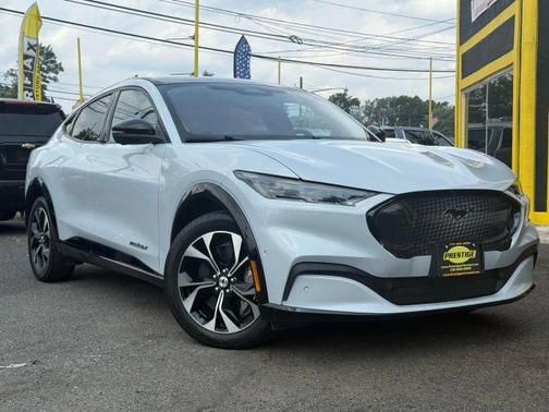 2021 Ford Mustang Mach-E Premium
