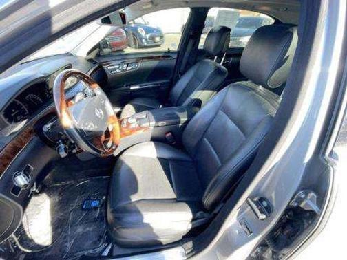 Photo 3 of 5 of 2013 Mercedes-Benz S-Class S 550 4MATIC