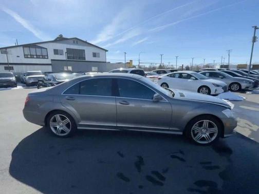 Photo 2 of 5 of 2013 Mercedes-Benz S-Class S 550 4MATIC