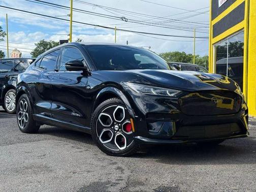 2021 Ford Mustang Mach-E GT