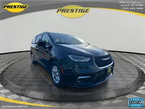 Black 2023 Chrysler Pacifica Touring-L
