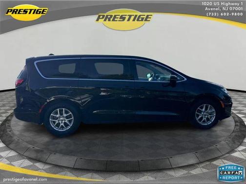 Black 2023 Chrysler Pacifica Touring-L