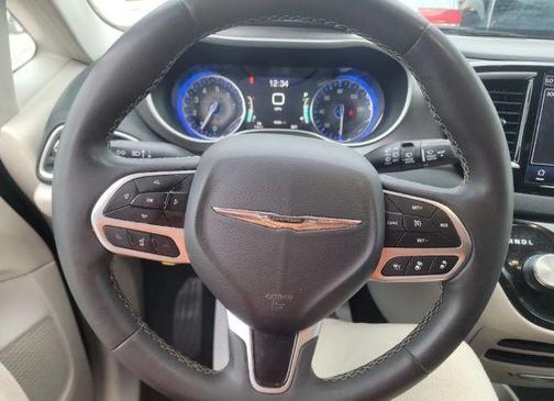 Black 2023 Chrysler Pacifica Touring-L