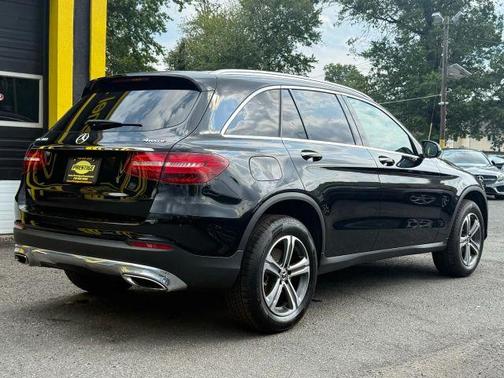 2019 Mercedes-Benz GLC 300 Base 4MATIC