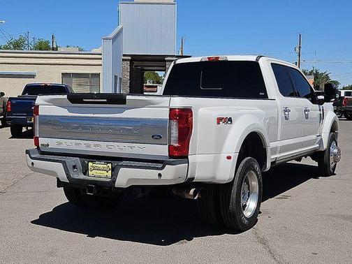 White Platinum Clearcoat Metallic 2019 Ford F-450 Platinum