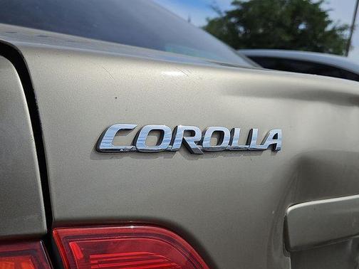 Gold 2010 Toyota Corolla