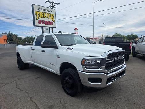 Bright White Clearcoat 2019 RAM 3500 Tradesman