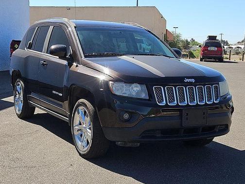 Rugged Brown Pearlcoat 2014 Jeep Compass Latitude