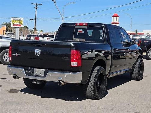 2016 RAM 1500 SLT