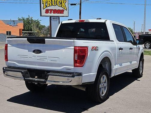 Oxford White 2023 Ford F-150 XLT
