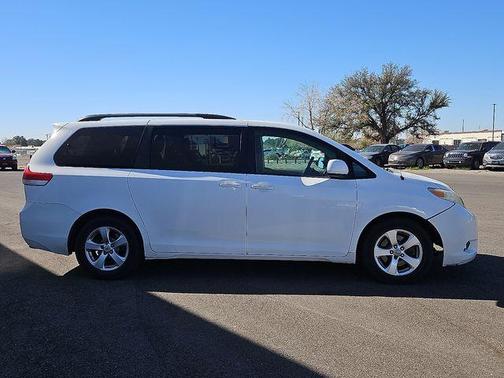 2013 Toyota Sienna 