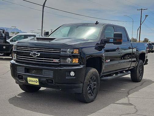 Black 2018 Chevrolet Silverado 2500 LT