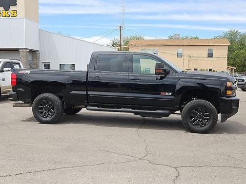 Black 2018 Chevrolet Silverado 2500 LT