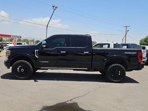 Black Metallic 2022 Ford F-250 Platinum