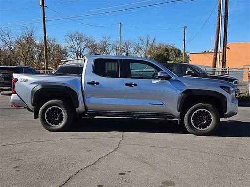 2024 Toyota Tacoma TRD Off Road