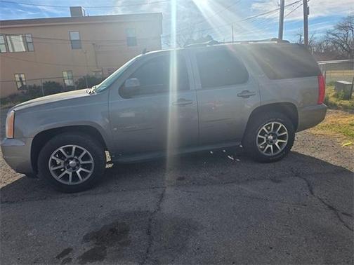 2009 GMC Yukon SLT