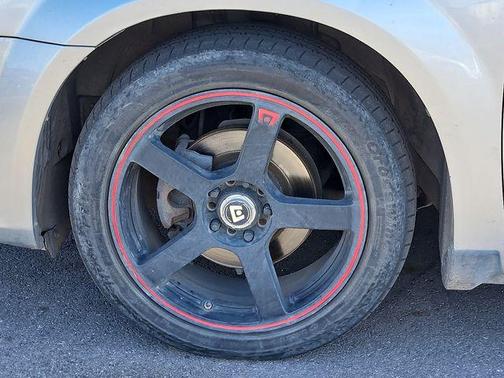 2012 Dodge Avenger SE