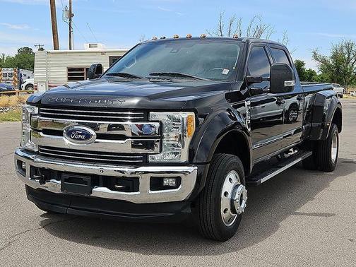 Shadow Black 2017 Ford F-450 Lariat