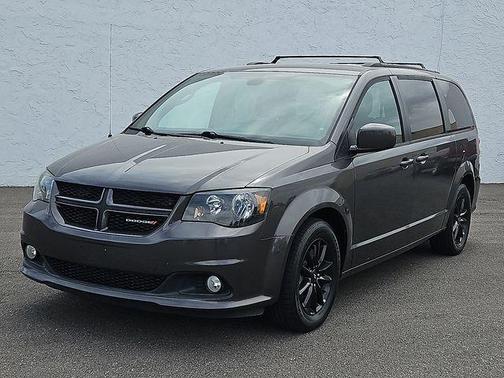 Granite Crystal Clearcoat Metallic 2019 Dodge Grand Caravan GT