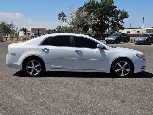 Summit White 2012 Chevrolet Malibu 1LT