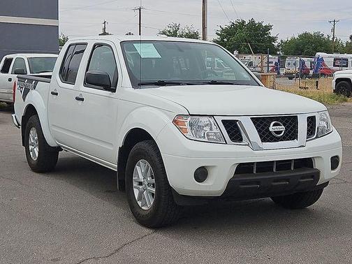 Glacier White 2018 Nissan Frontier SV