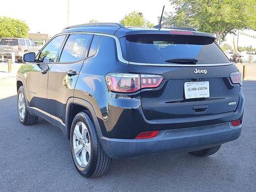 Diamond Black 2019 Jeep Compass Latitude