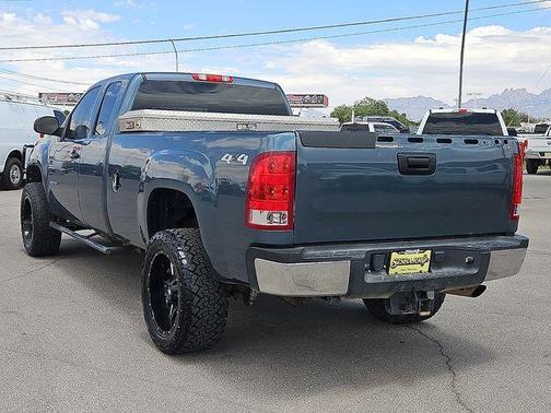 Stealth Gray Metallic 2011 GMC Sierra 2500 Work Truck