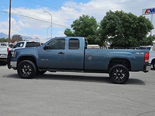 Stealth Gray Metallic 2011 GMC Sierra 2500 Work Truck
