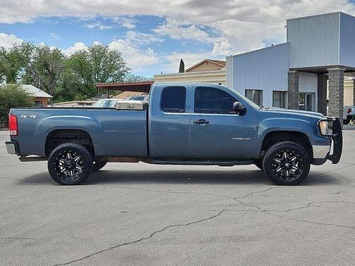 Stealth Gray Metallic 2011 GMC Sierra 2500 Work Truck