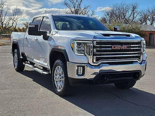 White Frost Tri-Coat 2023 GMC Sierra 2500 SLT
