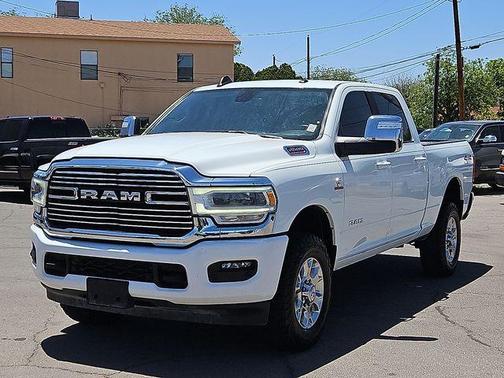 Bright White Clearcoat 2024 RAM 2500 Laramie