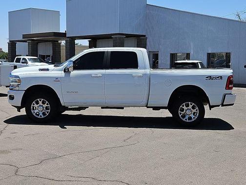 Bright White Clearcoat 2024 RAM 2500 Laramie