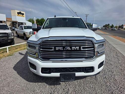 Bright White Clearcoat 2024 RAM 2500 Laramie