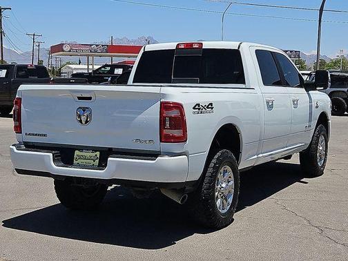 Bright White Clearcoat 2024 RAM 2500 Laramie