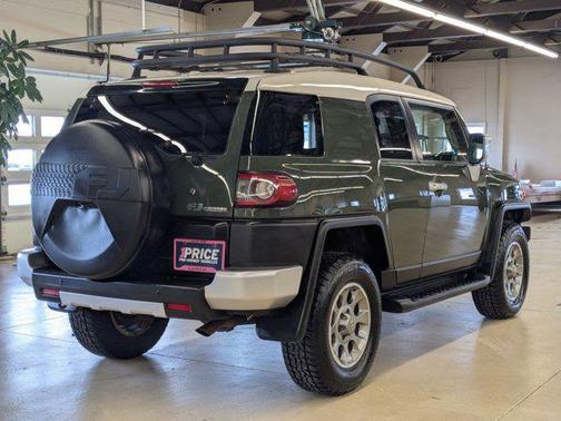 2013 Toyota FJ Cruiser Base