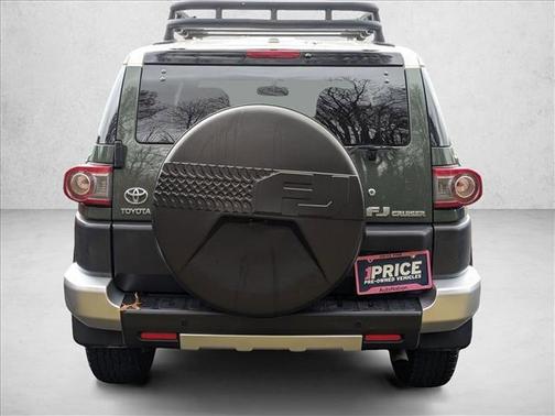 2013 Toyota FJ Cruiser Base