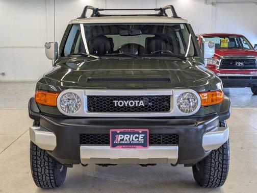 2013 Toyota FJ Cruiser Base