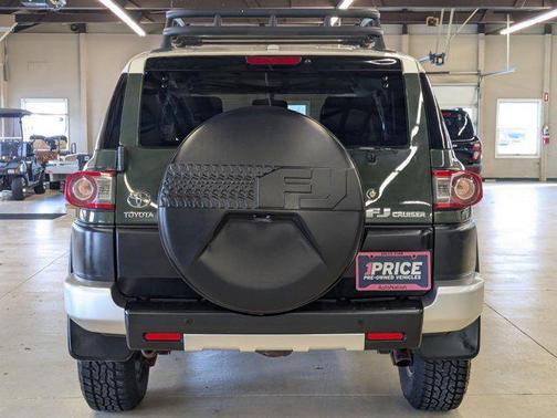 2013 Toyota FJ Cruiser Base