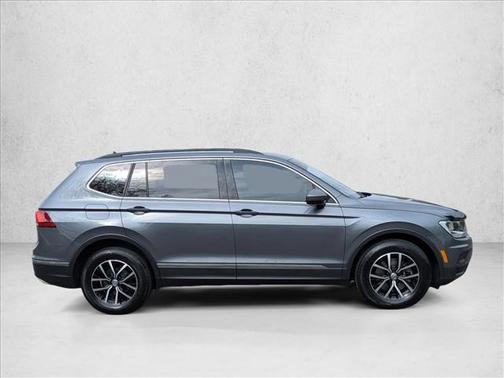 Platinum Gray Metallic 2021 Volkswagen Tiguan 2.0T SE 4MOTION