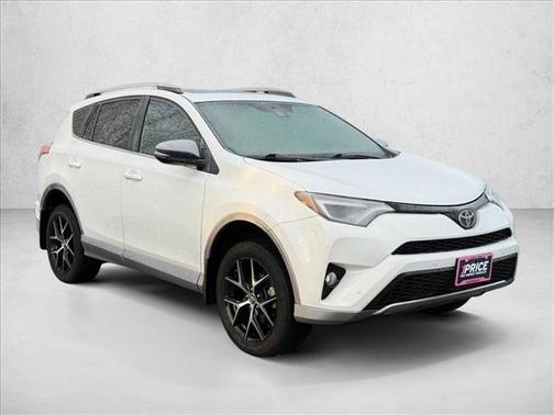 2017 Toyota RAV4 SE