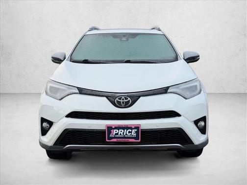 2017 Toyota RAV4 SE