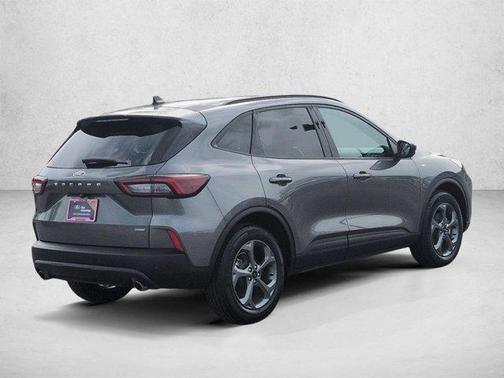Carbonized Gray Metallic 2025 Ford Escape ST-Line
