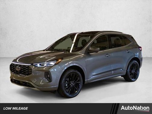 2024 Ford Escape ST-Line Elite