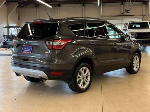 Magnetic Metallic 2018 Ford Escape SE