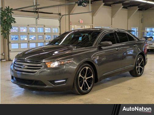 2015 Ford Taurus SEL