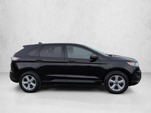 Shadow Black 2017 Ford Edge SE