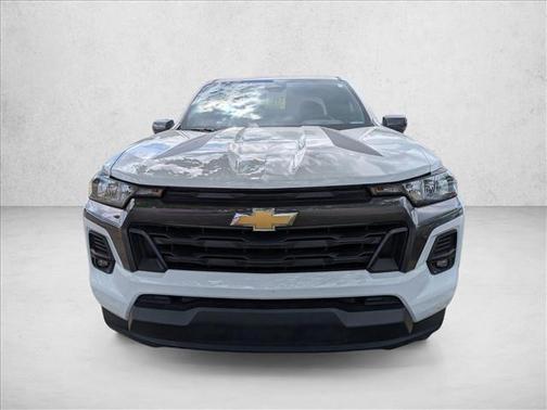 Summit White 2023 Chevrolet Colorado LT