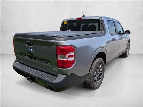Iconic Silver Metallic 2024 Ford Maverick XLT