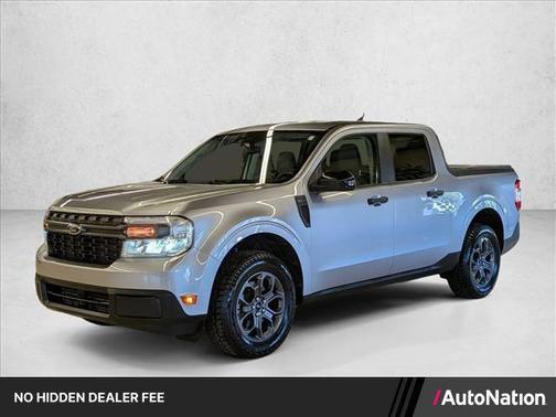 Iconic Silver Metallic 2024 Ford Maverick XLT